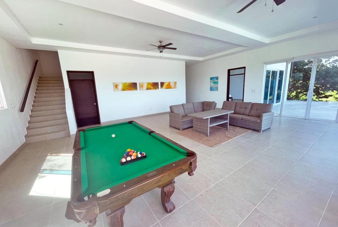 surf-ranch-popoyo