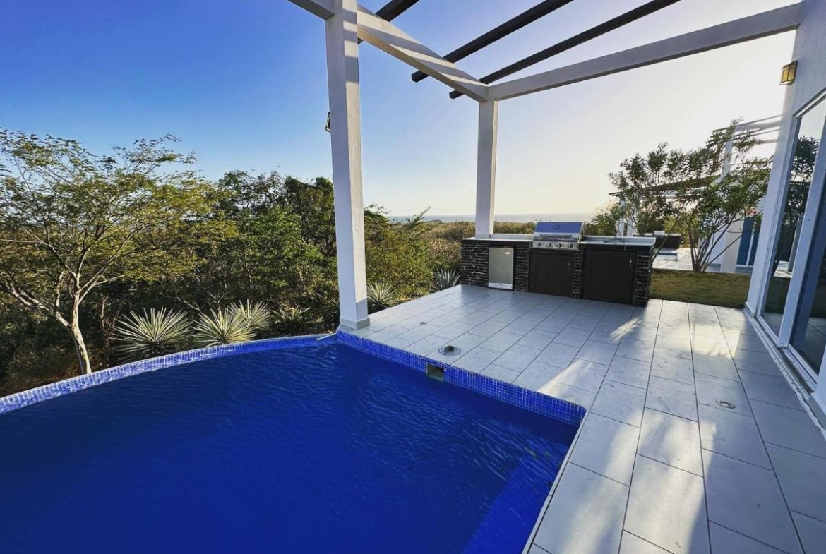 surf-ranch-popoyo