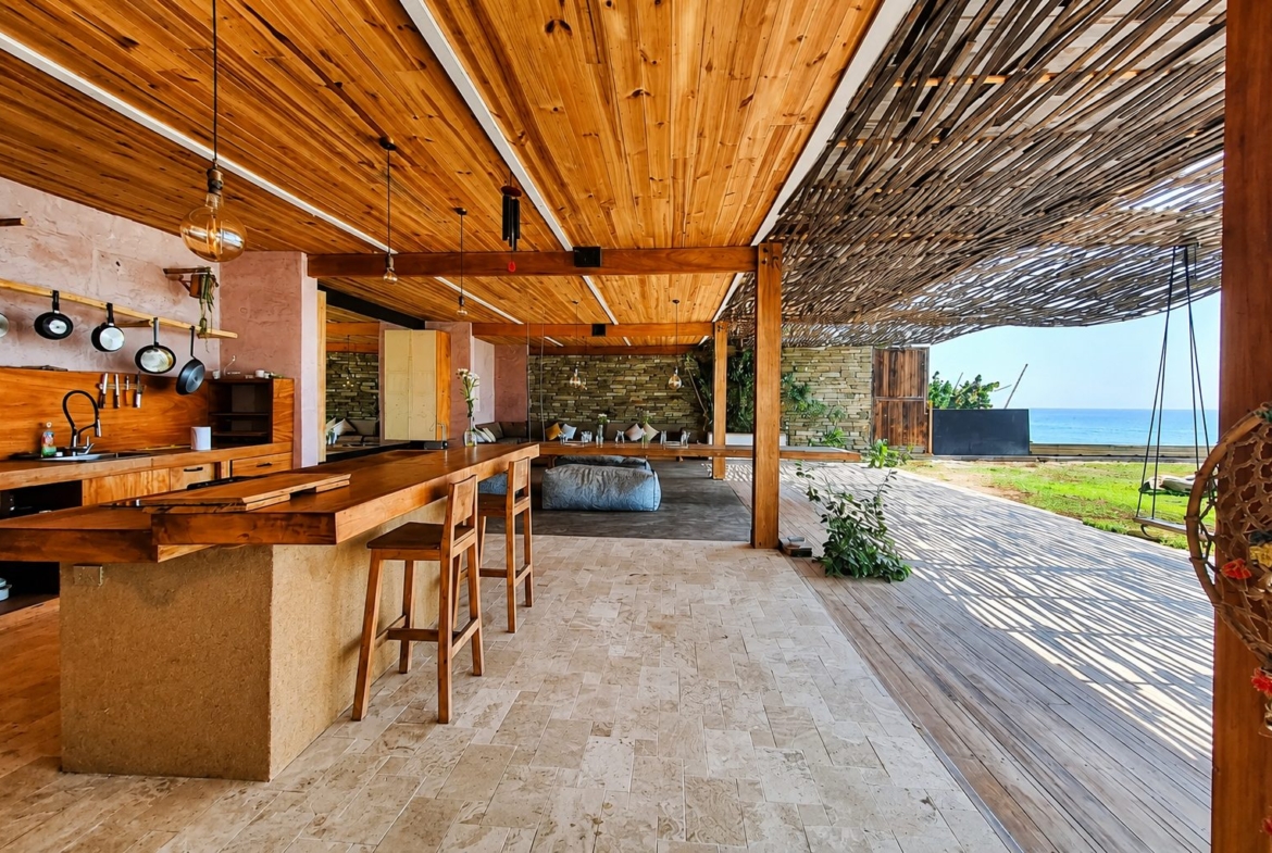 oceanfront-boutique-surf-hotel-for-sale-mancora-peru