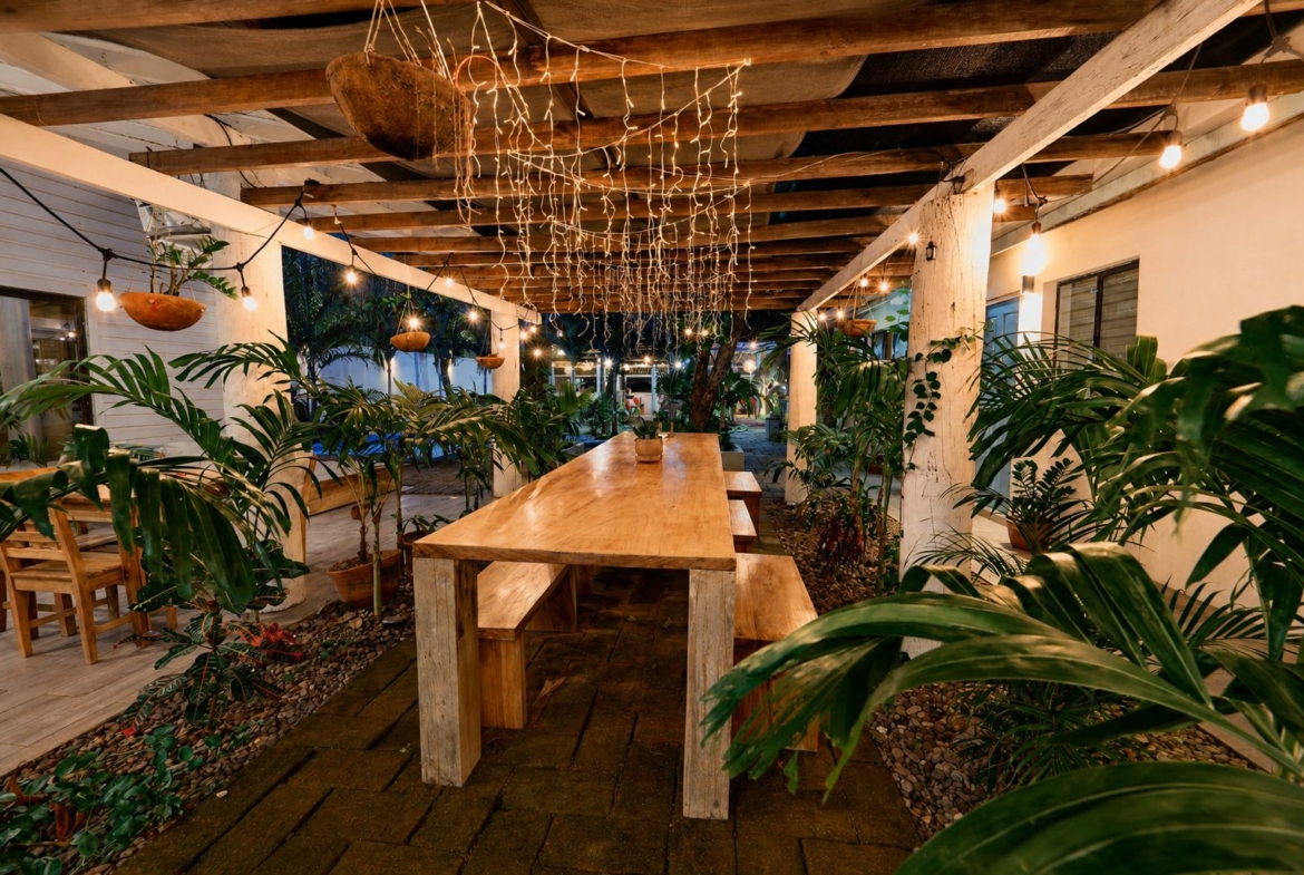 beachfront-boutique-surf-hotel-for-sale-nicaragua