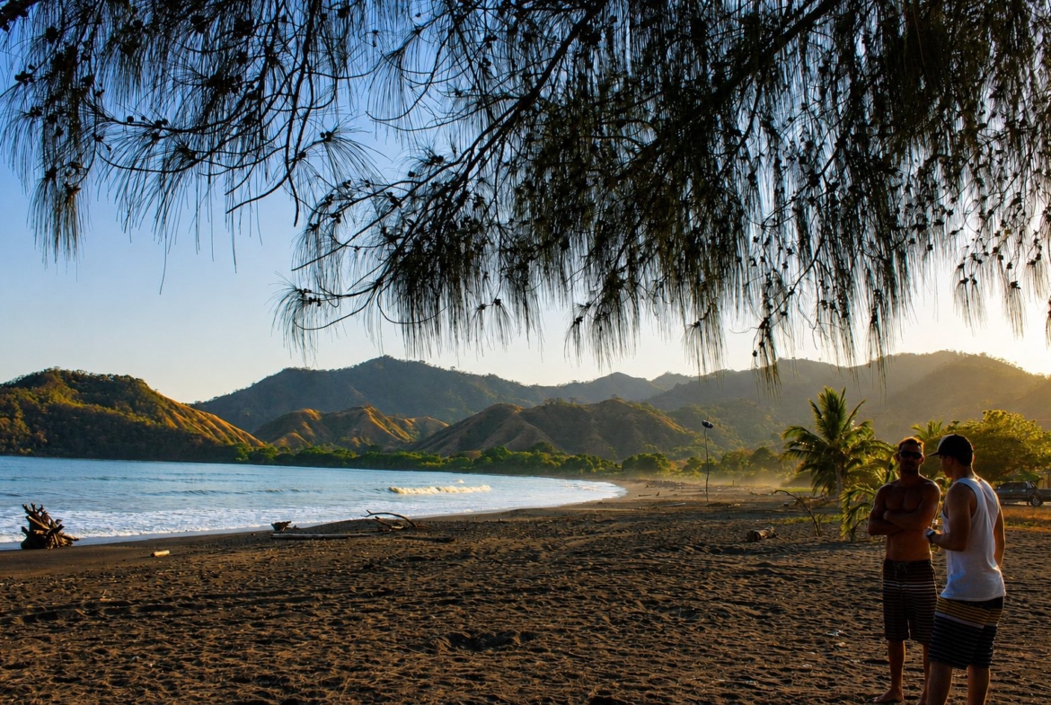 el-ranchito-surf-camp-school-panama-for-sale