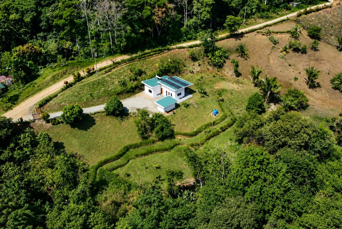 modern-solar-powered-home-for-sale-pavones-costa-rica