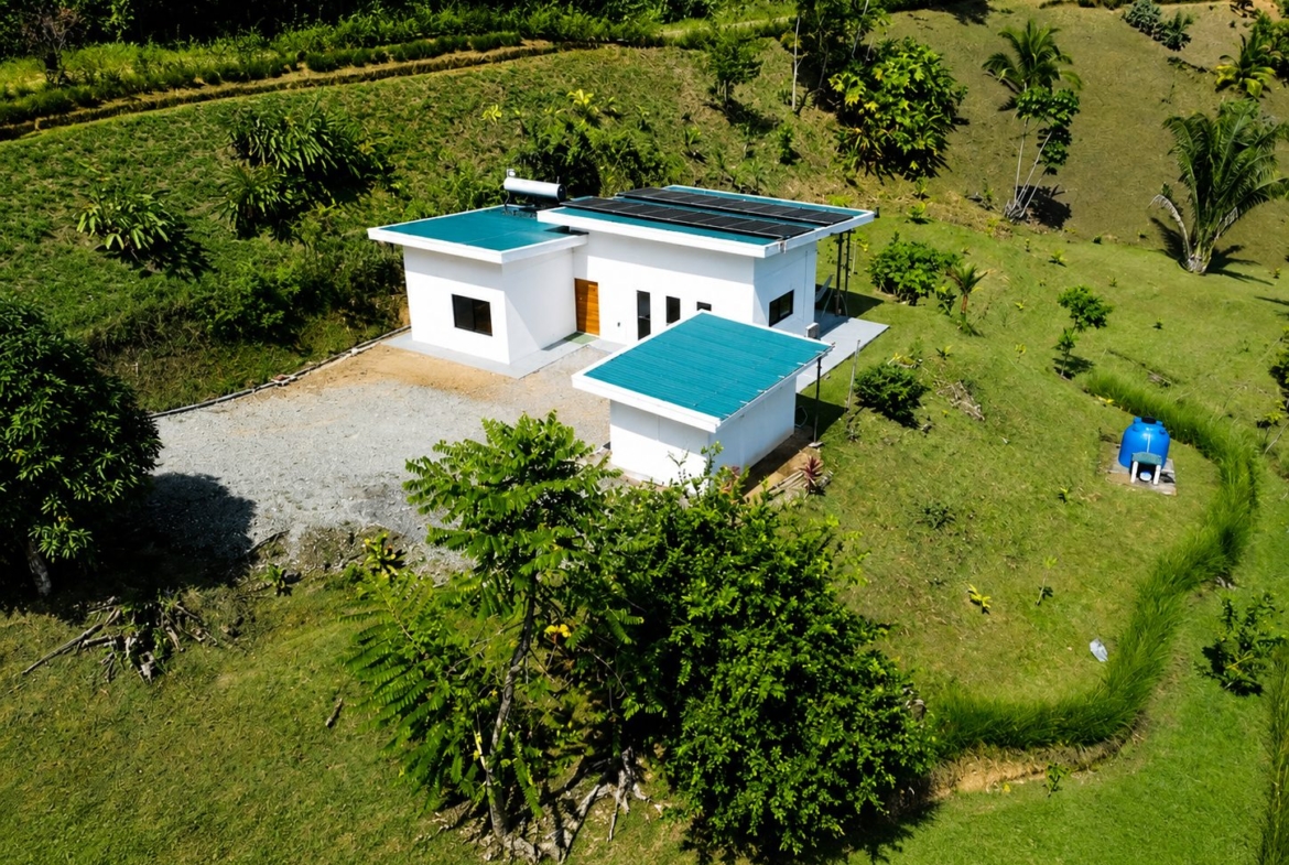 modern-solar-powered-home-for-sale-pavones-costa-rica