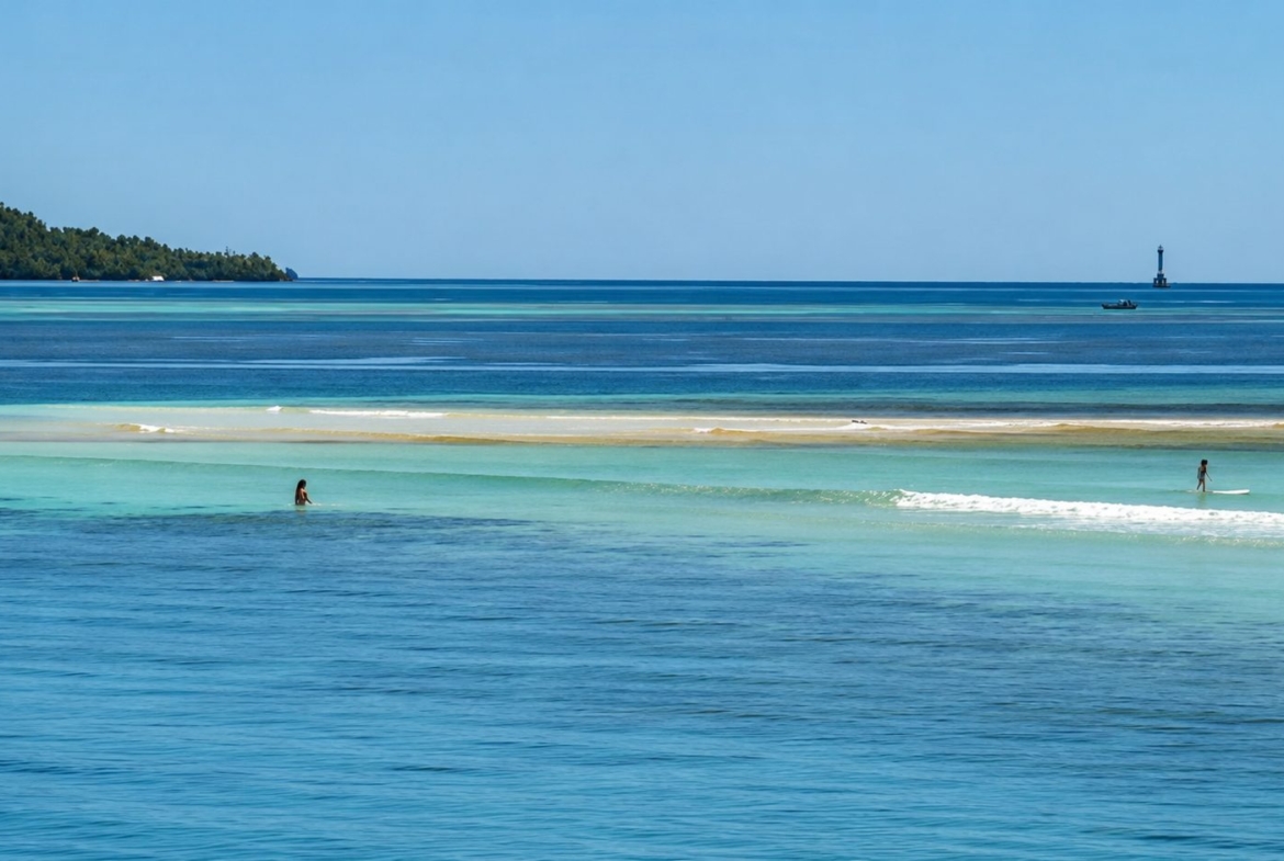 tropical-heaven-private-mentawai-islands-oceanfront-residence