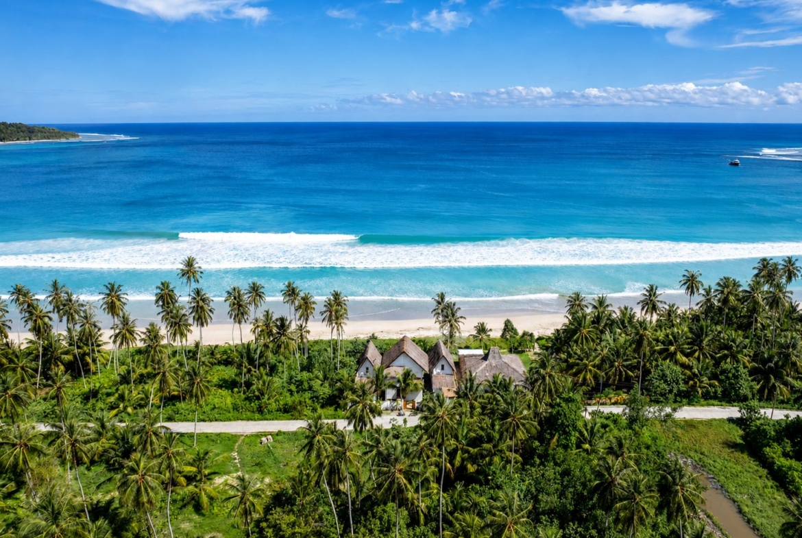 freehold-valhalla-mentawai-villa-for-sale