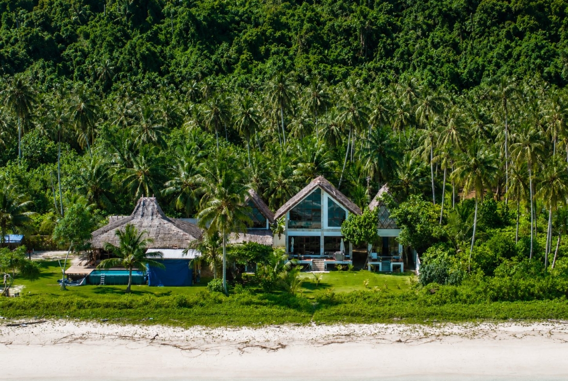 freehold-valhalla-mentawai-villa-for-sale
