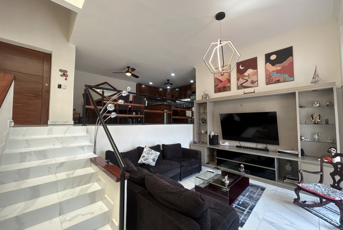 luxury-marina-front-condo-for-sale-turnkey-waterfront-living