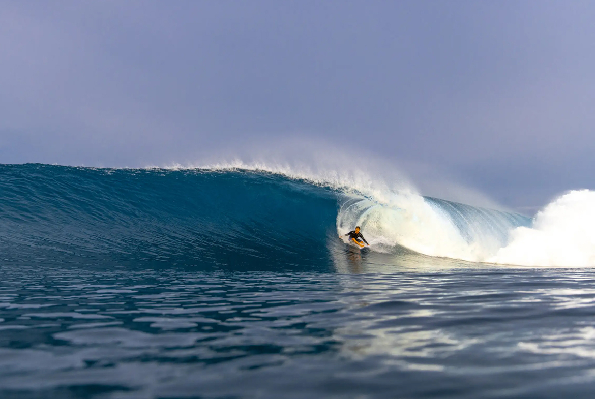 hollow-trees-mentawai-surfing-beautiful