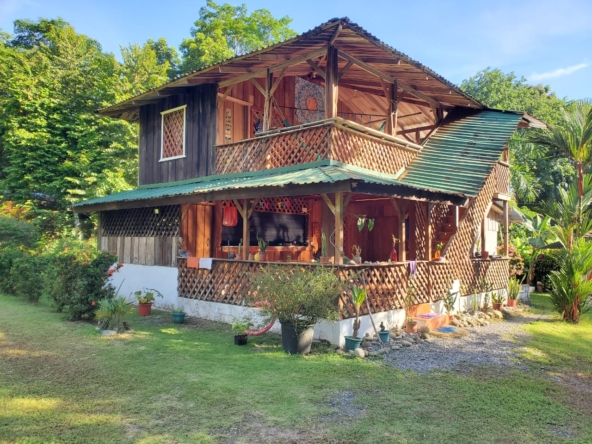 pavones-costa-rica-beach-home-for-sale-near-legendary-surf