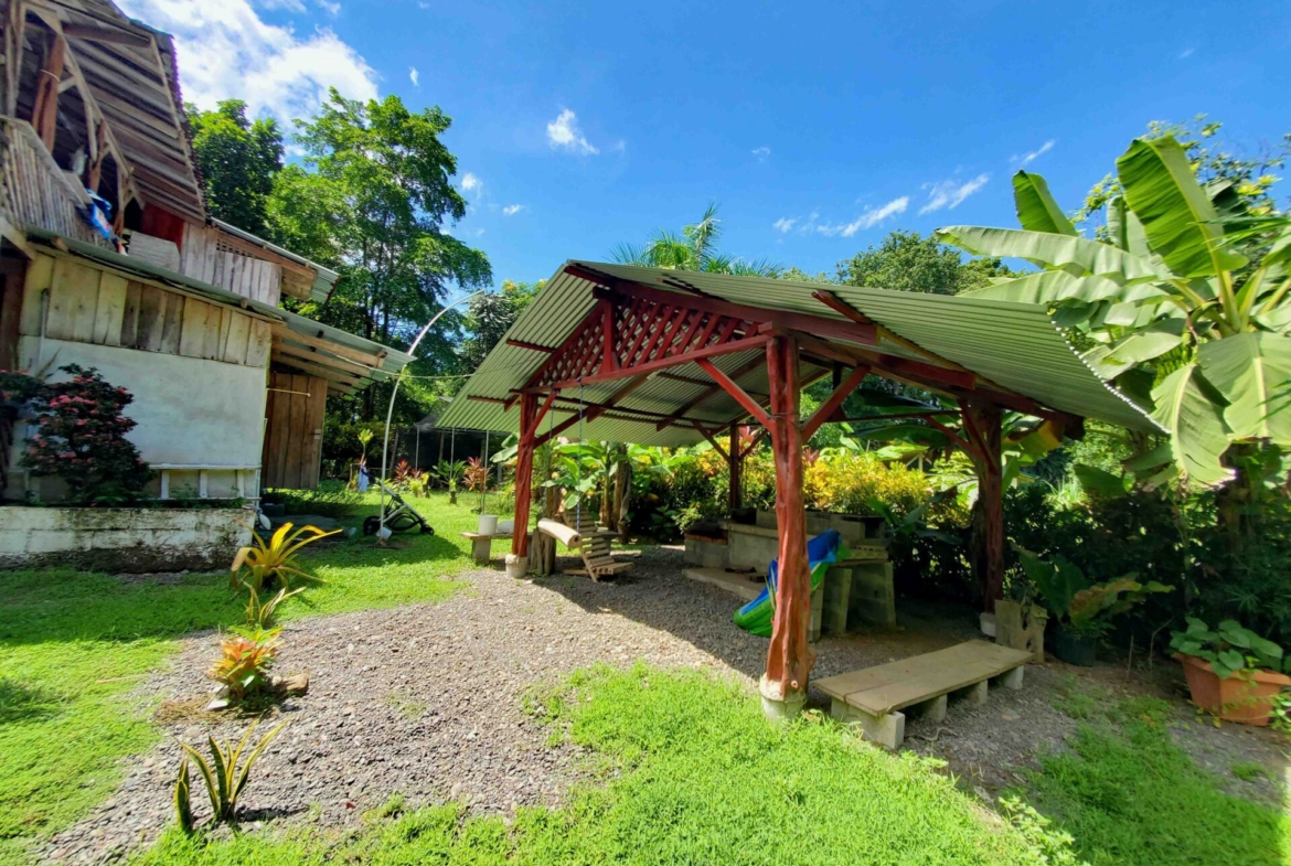pavones-costa-rica-beach-home-for-sale-near-legendary-surf