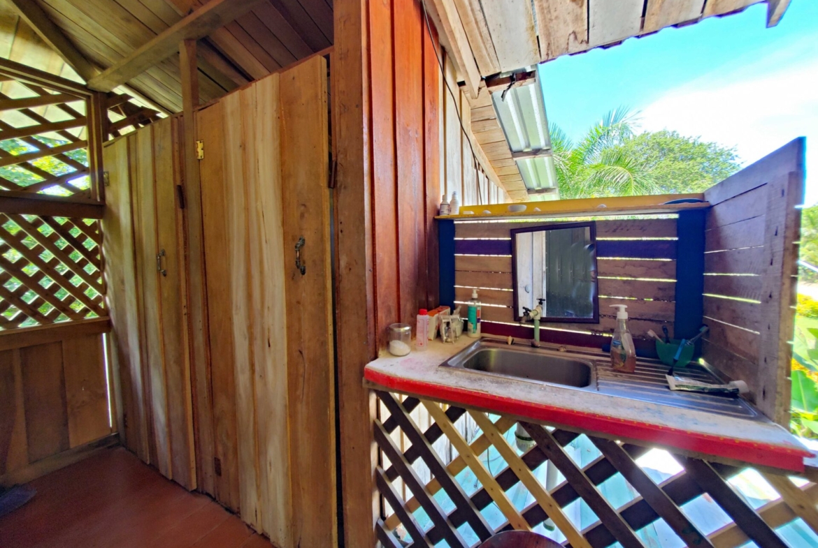 pavones-costa-rica-beach-home-for-sale-near-legendary-surf