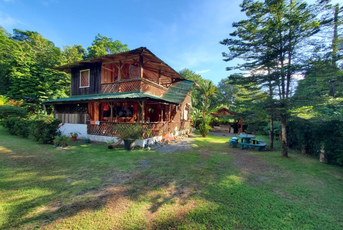 pavones-costa-rica-beach-home-for-sale-near-legendary-surf