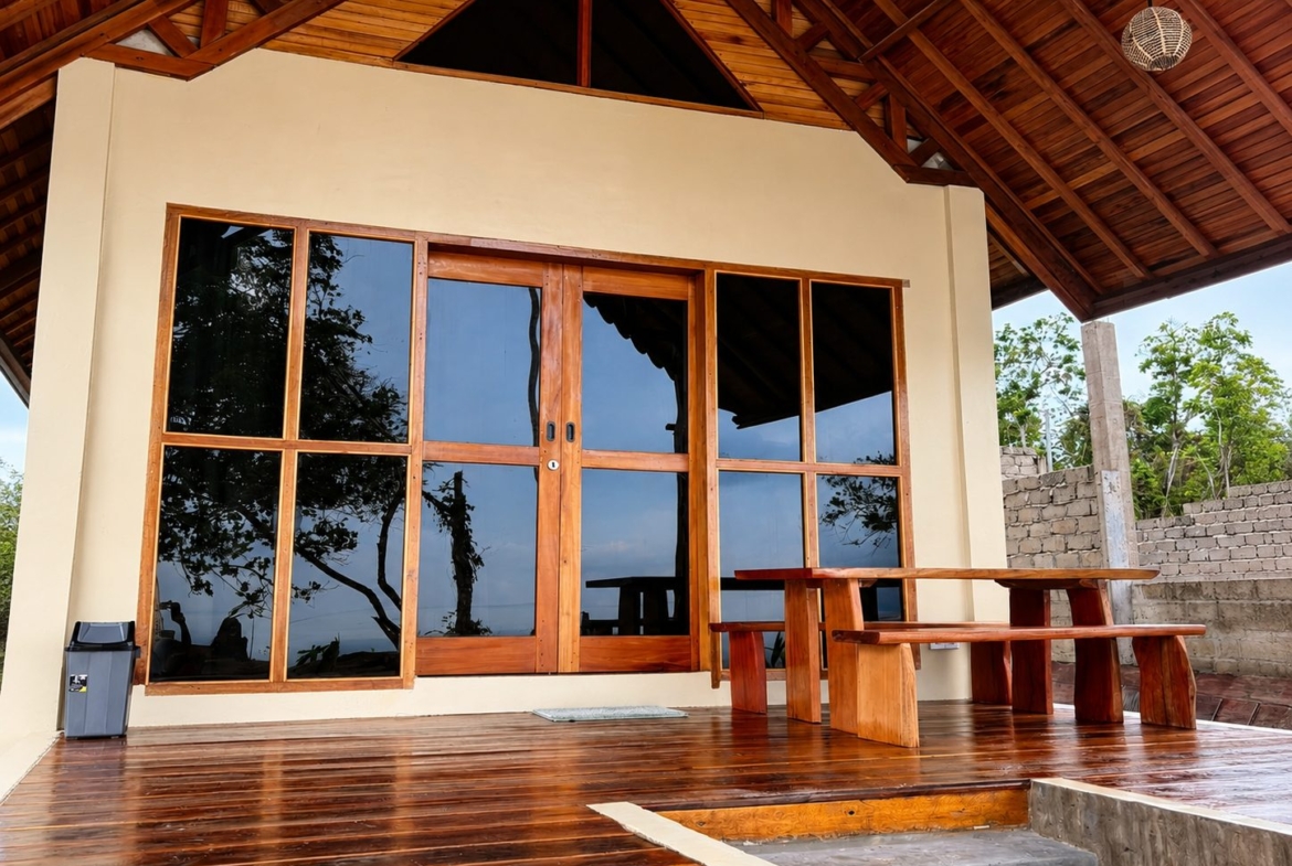 sunrise-point-villa-resort-mentawai-for-sale-