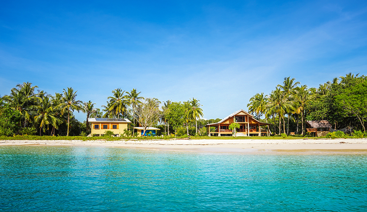 tropical-heaven-private-mentawai-islands-oceanfront-residence