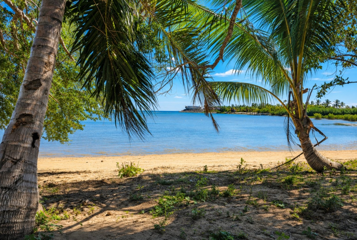 cloudbreak-momi-bay-fiji-oceanfront-development-land-Aireal-2500 m2