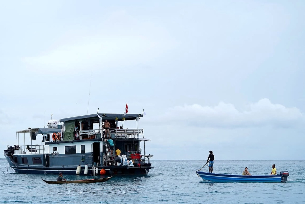ombak-kabau-mentawai-surf-charter-investment