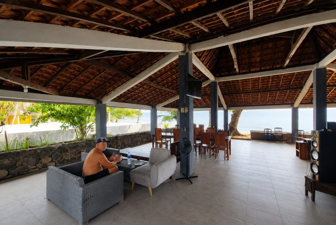 sumatra-ujung-bocor-beachfront-surf-resort-property