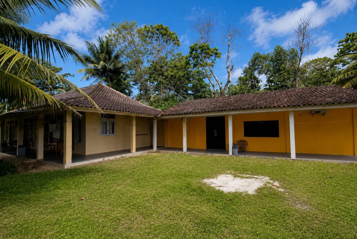 sumatra-ujung-bocor-beachfront-surf-resort-property